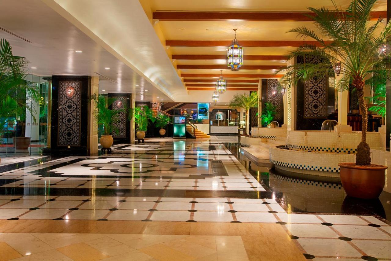 Hotel Istana Kuala Lumpur City Centre — Foto 1